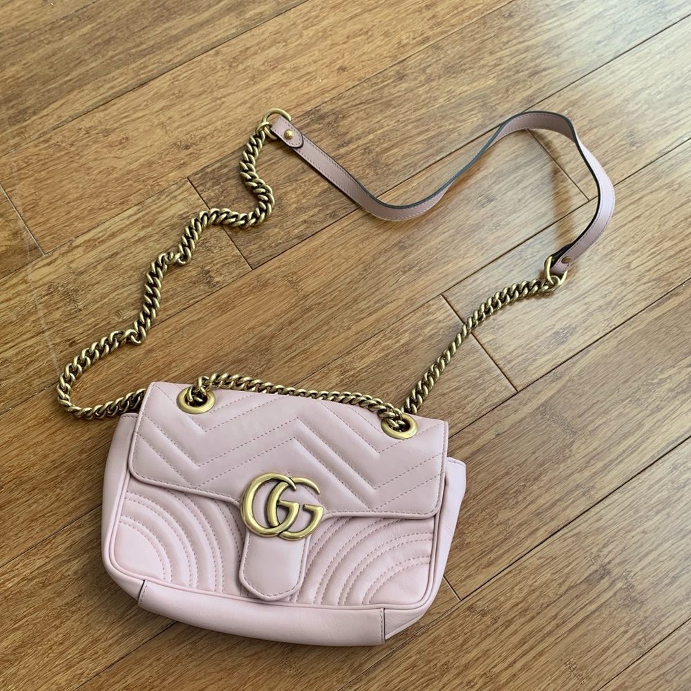 Gucci GG Marmont Small Matelassé shoulder bag